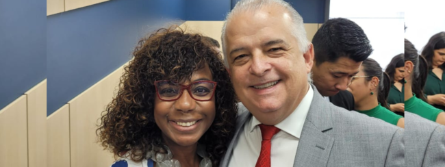 Banner Site Black Friday moderno preto e rosa (9)