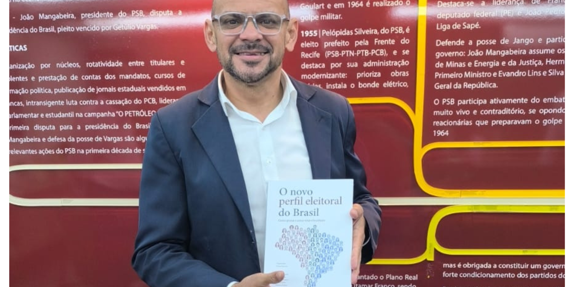 NSB participa de reunião nacional do PSB para fortalecer a estratégia dos segmentos rumo às eleições de 2026 A Negritude Socialista Brasileira (NSB) participou, na noite desta terça-feira (7), de